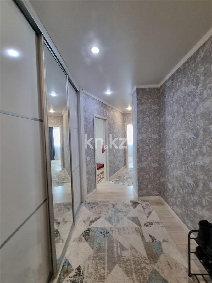 Продажа 3-комнатной квартиры, 75 м², ул. Абая, дом  61/2 в Караганде - фото 9