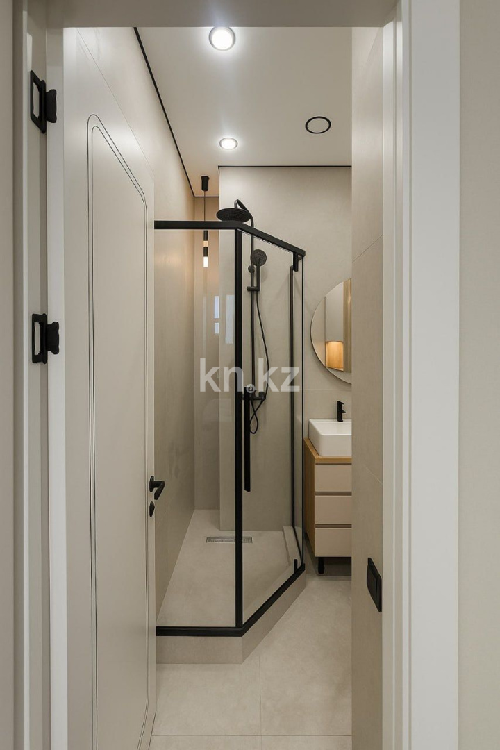 Продажа 3-комнатной квартиры, 67 м², ул. Култегин, дом  4а в Астане - фото 4