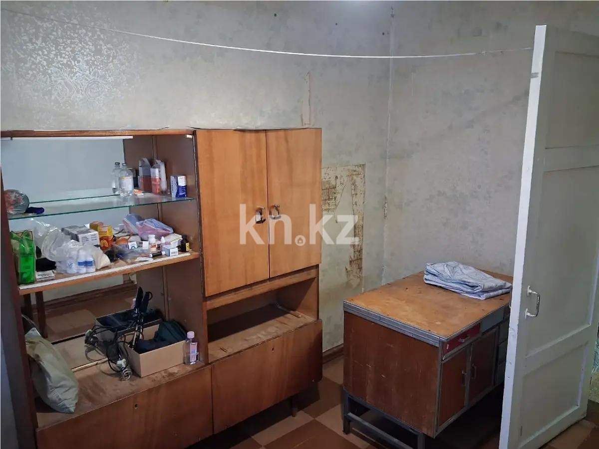 Продажа 4-комнатной квартиры, 61 м², мкр-н 17, дом  57 - Продажа  четырехкомнатных квартир в Караганде фото 2 из 7