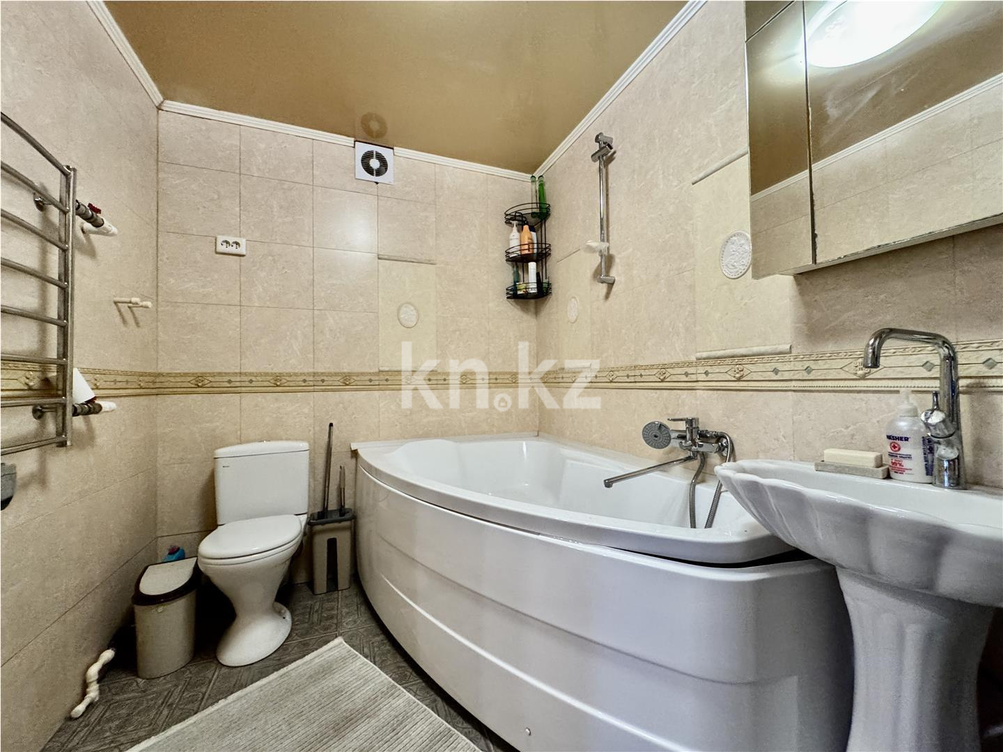 Продажа 3-комнатной квартиры, 93 м², ул. Гоголя, дом  46/3 - Продажа квартир в Караганде фото 20 из 40