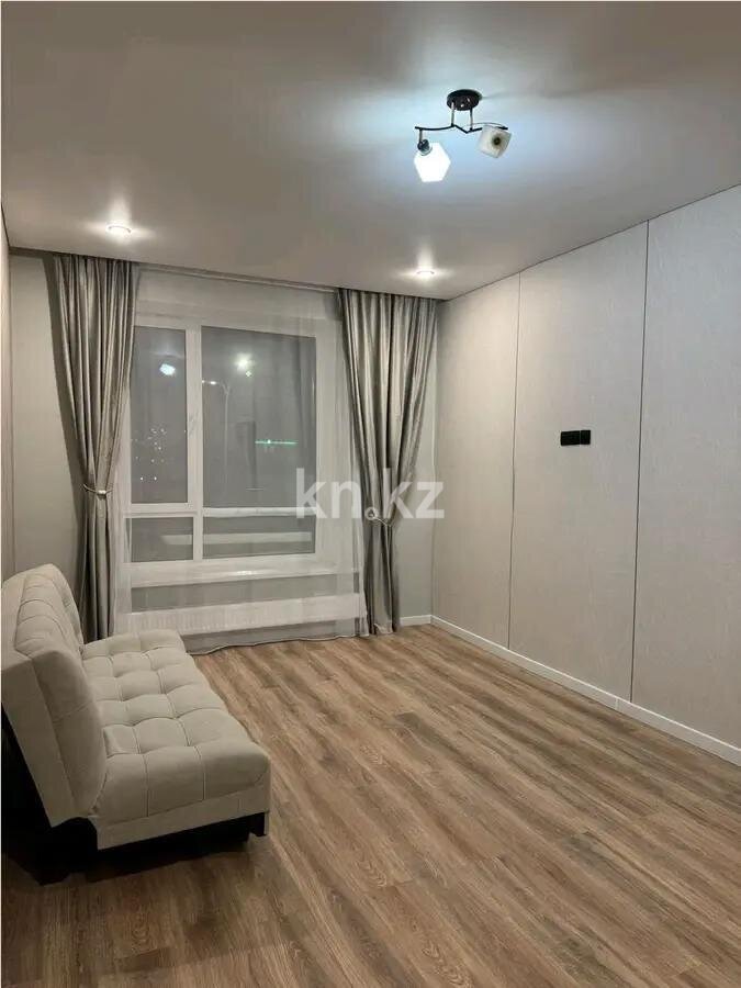 Продажа 1-комнатной квартиры, 38 м² в Астане