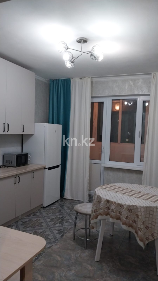 Аренда 1-комнатной квартиры, 40 м², пр. Богенбай батыра, дом  56 - Аренда квартиры помесячно в Астане фото 3 из 10