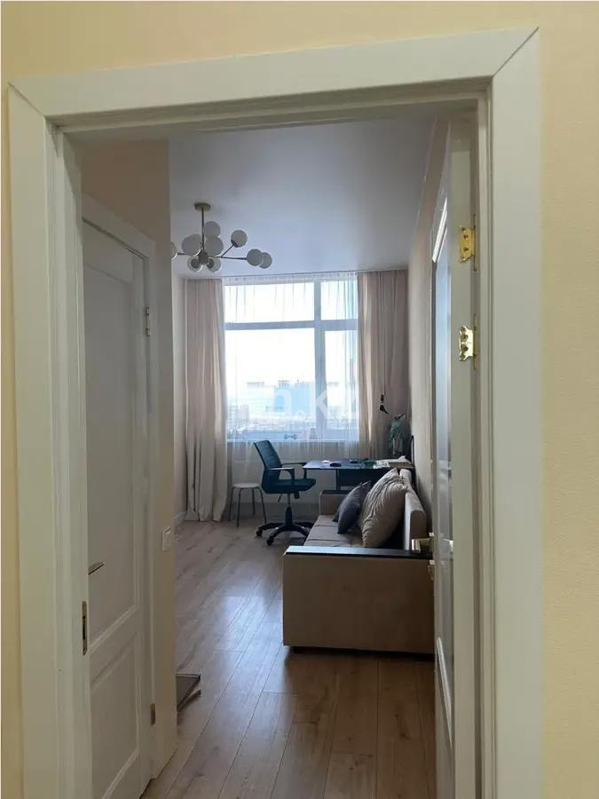 Продажа 3-комнатной квартиры, 97 м², ул. Нурмагамбетова, дом  19 в Астане - фото 2