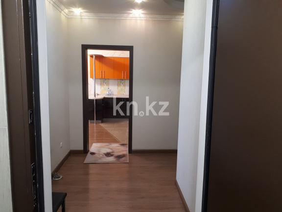 Продажа 3-комнатной квартиры, 72.7 м², пр. Момышулы, дом  17 - ул. Сатпаева в Астане - фото 11