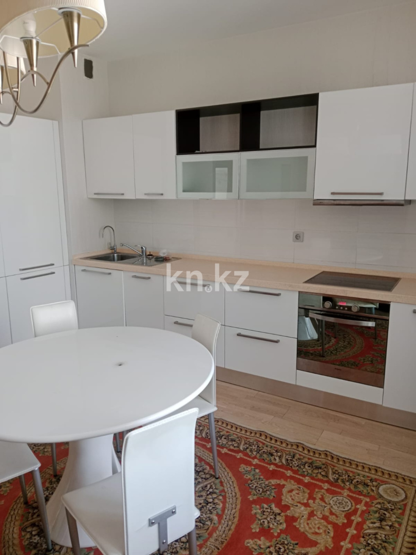 Аренда 3-комнатной квартиры, 110 м² - Аренда квартир помесячно в Астане с фото фото 1 из 14