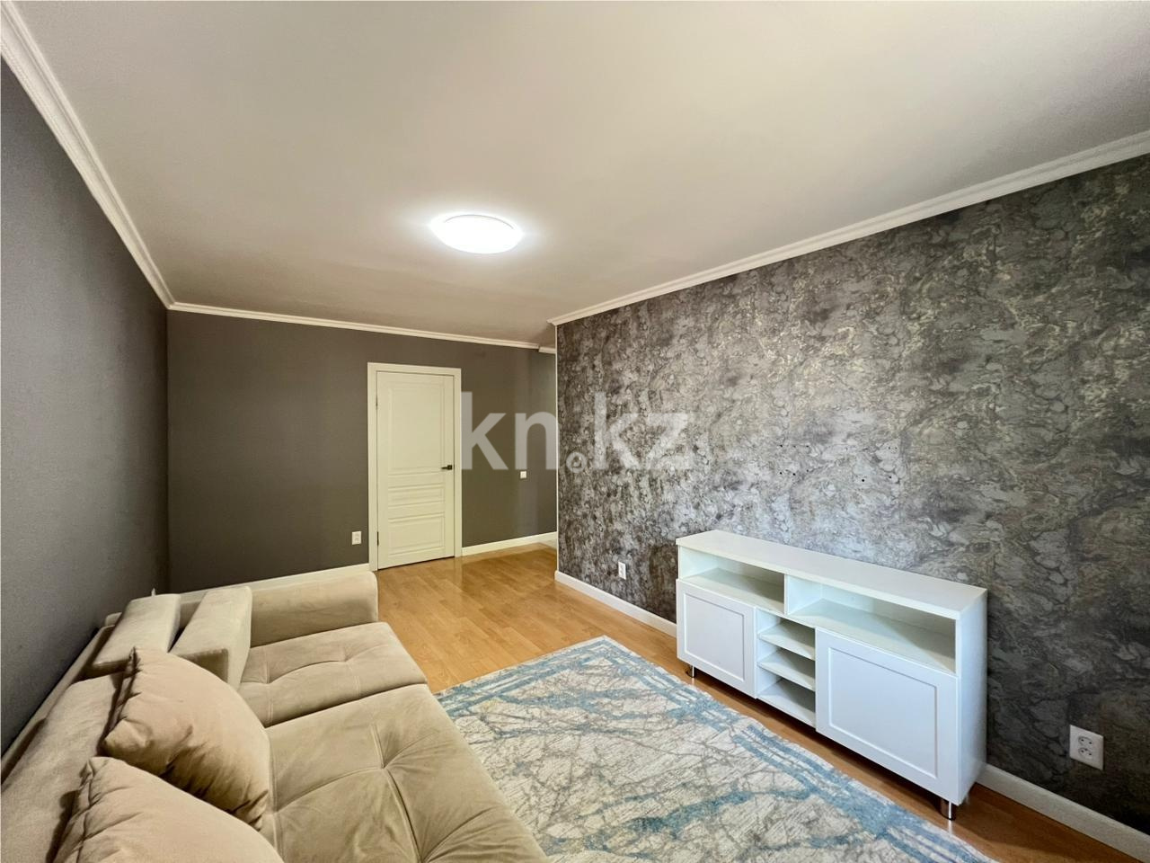 Продажа 3-комнатной квартиры, 57 м² - Продажа квартир в Городе Караганды - страница 2 фото 2 из 13
