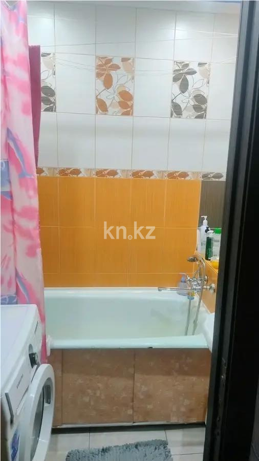 Продажа 2-комнатной квартиры, 53 м², мкр-н Степной-2, дом  4/4 в Караганде - фото 4