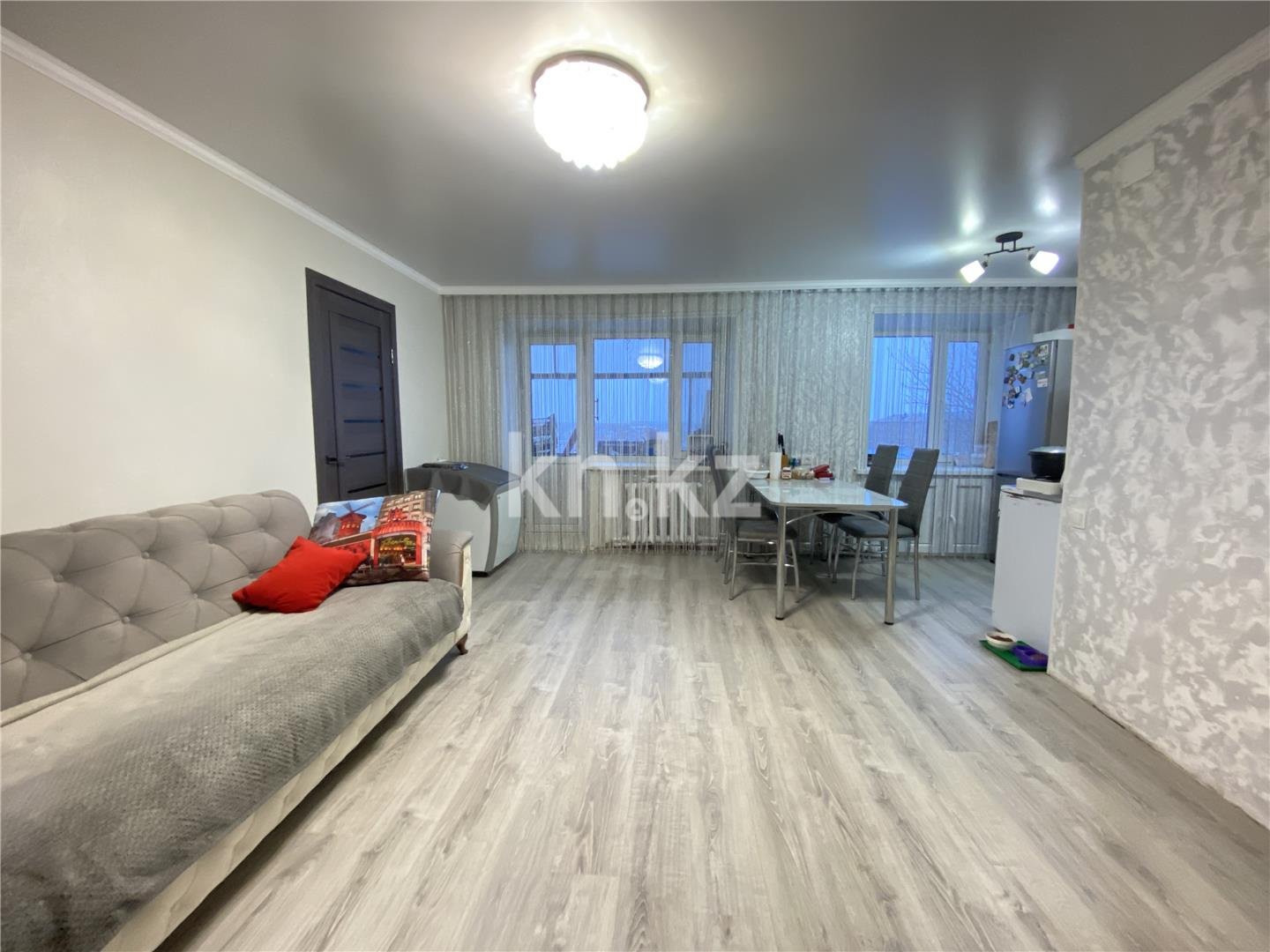 Продажа 3-комнатной квартиры, 55 м², ул. Зелинского, дом  28/2 в Караганде - фото 3