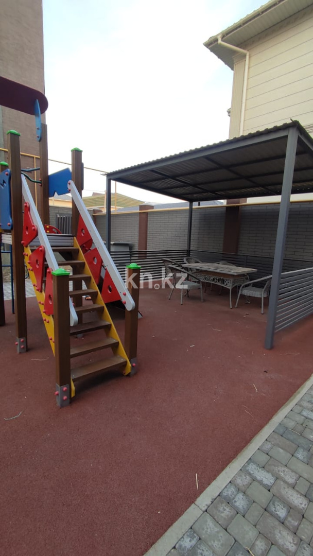 Продажа 4-комнатного дома, 175 м², Дуйсен Баянова, дом  176 - Продажа и аренда недвижимости в Таразе фото 4 из 37