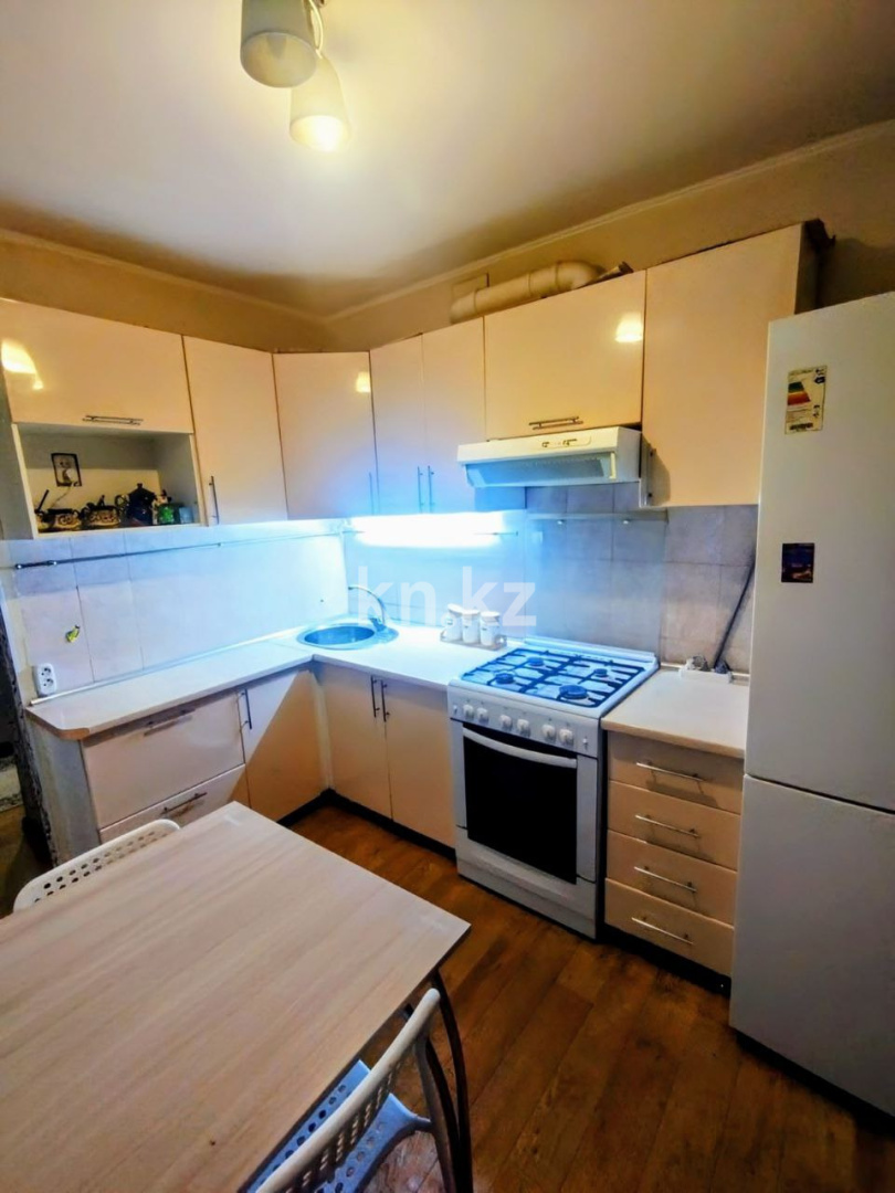 Продажа 2-комнатной квартиры, 52.5 м², ул. Есенжанова - Продажа жилой и коммерческой недвижимости в Уральске фото 6 из 15