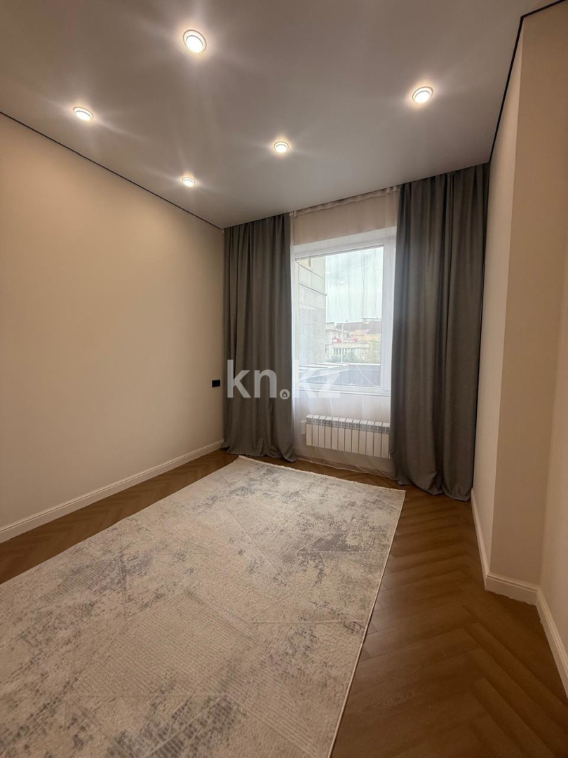 Продажа 4-комнатной квартиры, 111.6 м², Сейфуллина в Алматы - фото 9