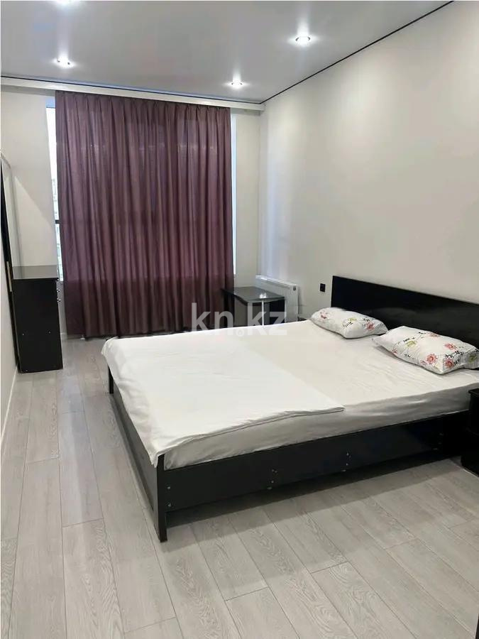 Продажа 3-комнатной квартиры, 75 м², пр. Абая, дом  160 в Алматы - фото 2