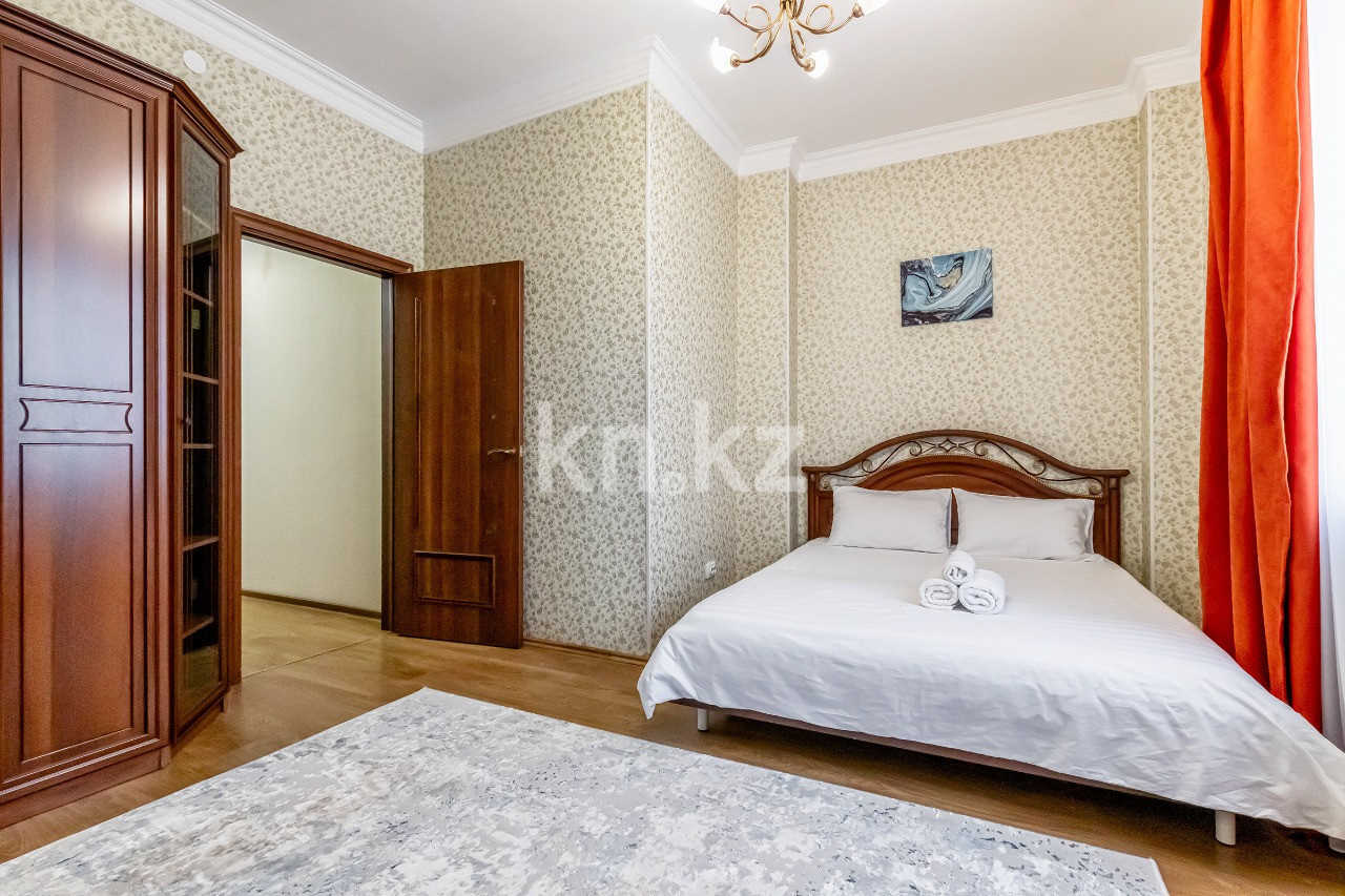 Аренда 3-комнатной квартиры посуточно, 130 м², ул. Кунаева, дом  35/1 - Аренда квартир посуточно в Астане с фото фото 20 из 37