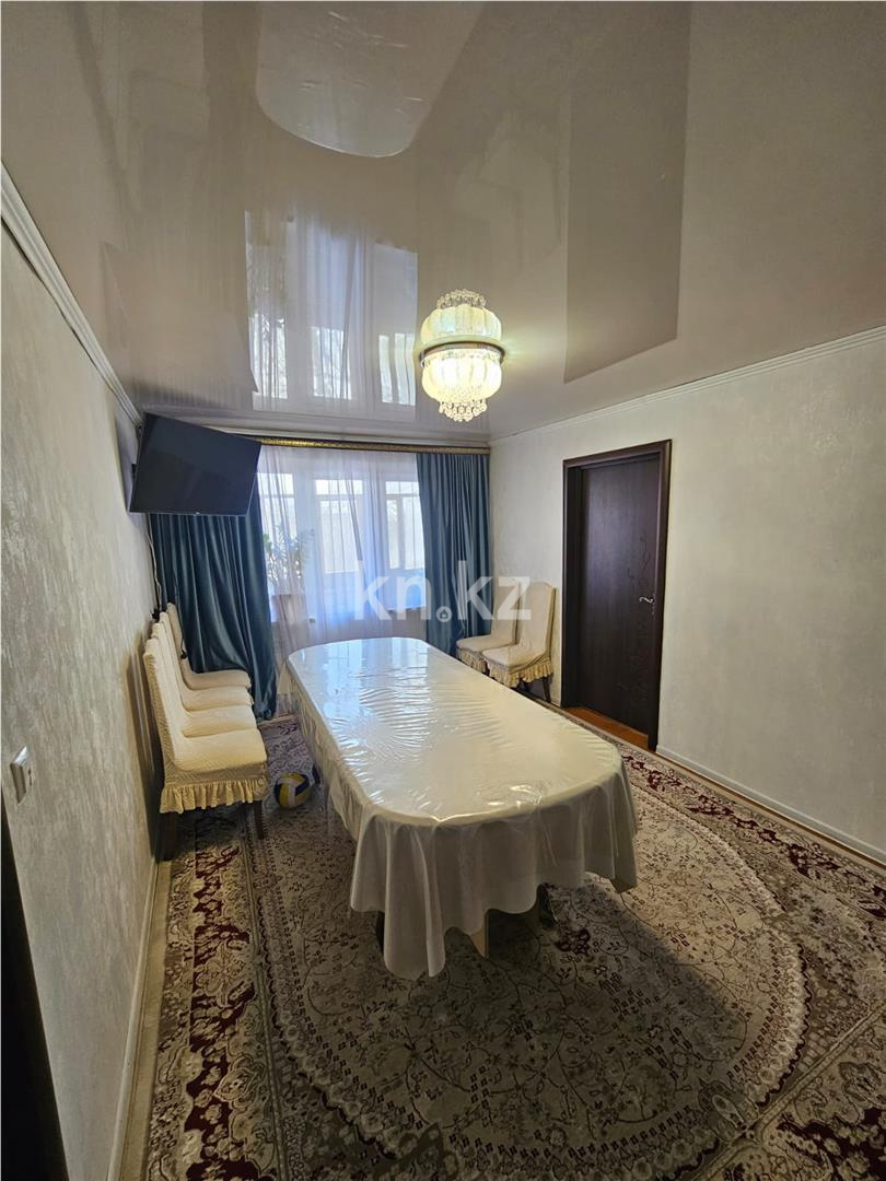 Продажа 2-комнатной квартиры, 46 м² - Продажа  двухкомнатных квартир в Караганде с фото фото 1 из 8