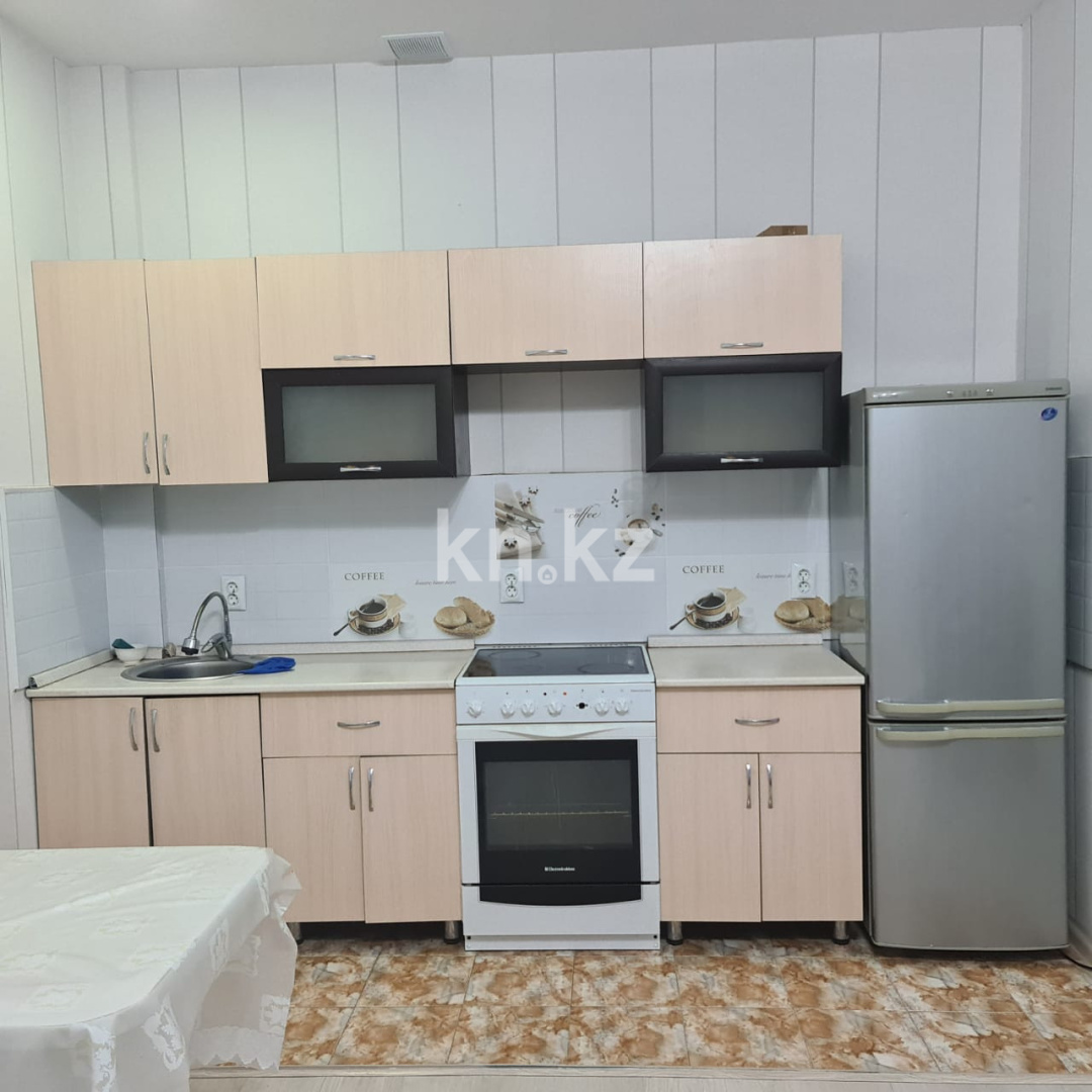 Аренда 4-комнатной квартиры, 145 м², ул. Байтурсынова, дом  1 - Аренда квартир помесячно в Астане с фото фото 1 из 4