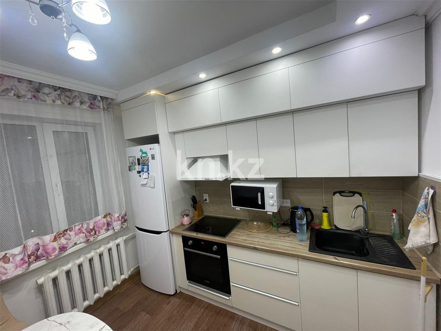 Продажа 4-комнатной квартиры, 77 м², мкр-н Степной-4 - Продажа  четырехкомнатных квартир в Караганде фото 11 из 16