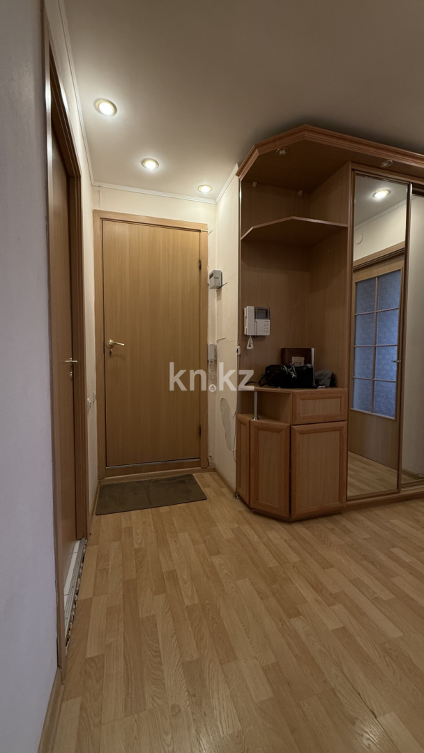 Продажа 3-комнатной квартиры, 60 м² - Продажа квартир-студий в Караганде фото 12 из 13