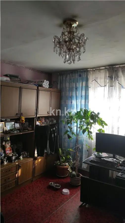 Продажа 1-комнатной квартиры, 32 м², пр. Бухар-жырау, дом  96 - Продажа квартир в Караганде без посредников с фото фото 1 из 3