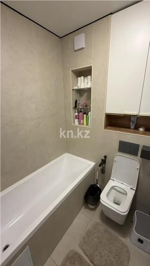 Продажа 2-комнатной квартиры, 72 м² в Алматы - фото 4