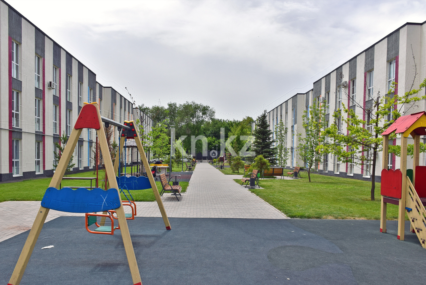 Продажа 1-комнатной квартиры, 26.8 м², Устирт, дом  2936А/3 - Продажа жилой и коммерческой недвижимости в Алматинской области фото 1 из 22