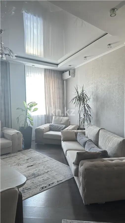 Продажа 2-комнатной квартиры, 75 м² в Караганде