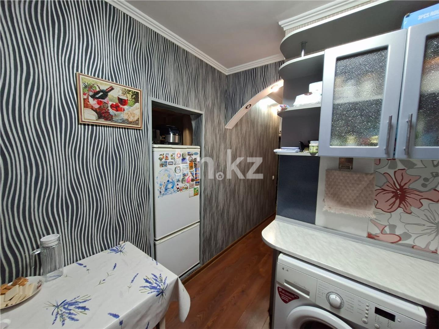 Продажа 3-комнатной квартиры, 60 м² - Продажа квартир в Караганде - страница 4 фото 6 из 11