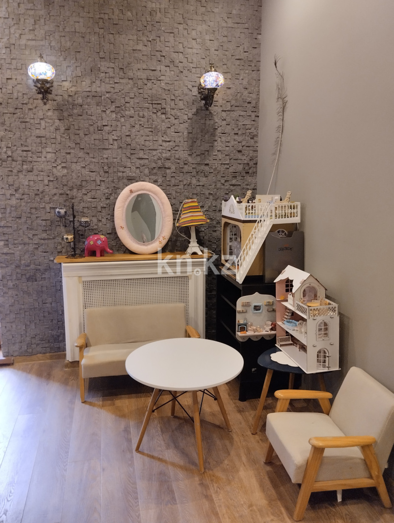 Аренда 3-комнатной квартиры, 92 м², ул. Мусабаева, дом  22 - ул. Аскарова - Аренда  трехкомнатных квартир помесячно в Алматы с фото фото 16 из 22