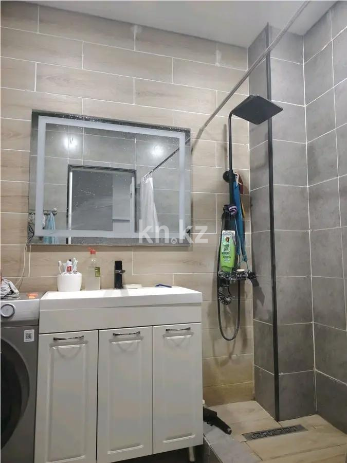 Продажа 3-комнатной квартиры, 87 м², пр. Шахтеров, дом  20/4 в Караганде - фото 4