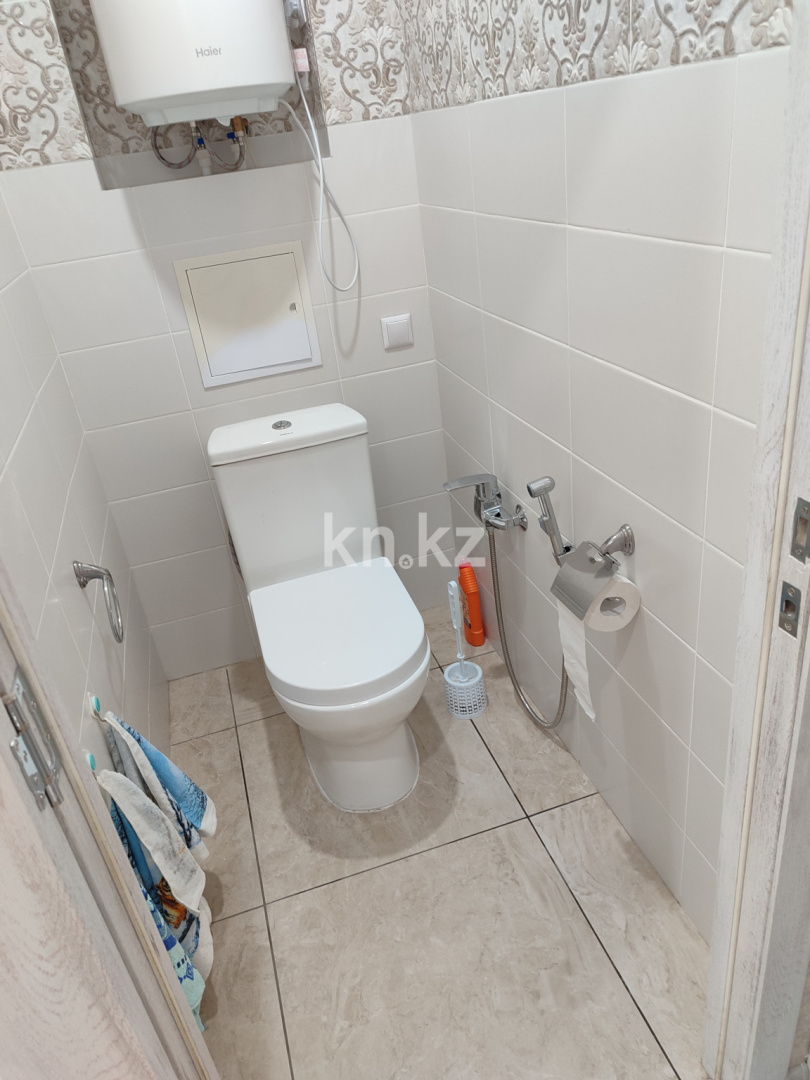 Аренда 3-комнатной квартиры, 76 м², пр. Республики, дом  10 - Аренда жилой и коммерческой недвижимости в Темиртау фото 15 из 19