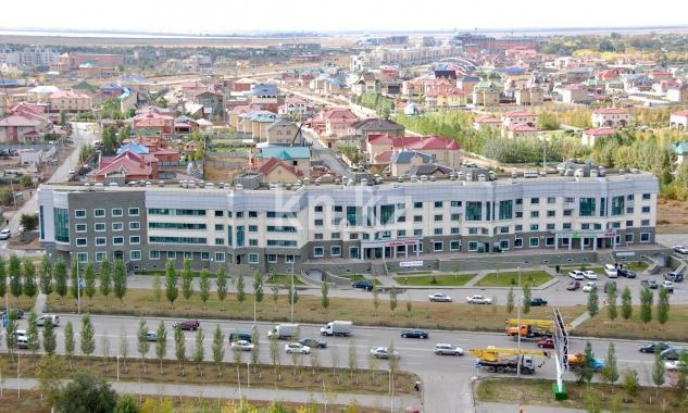 Продажа 3-комнатной квартиры, 100 м², пр. Туран, дом  7 в Астане