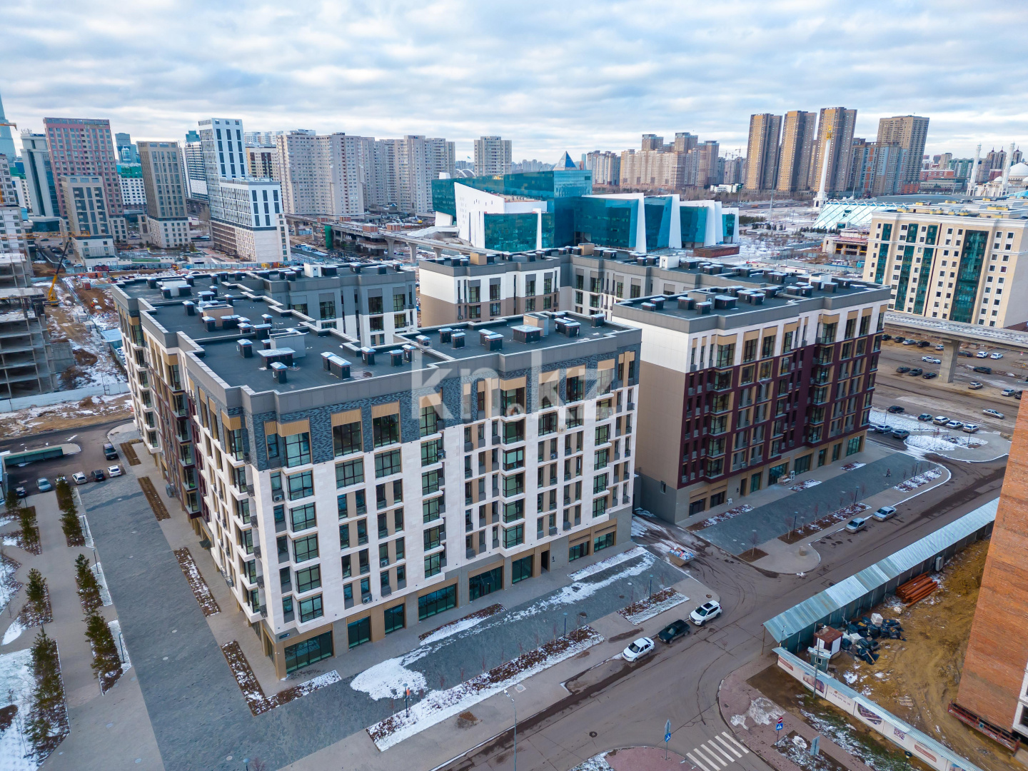 Продажа 1-комнатной квартиры, 113.1 м², ул. Аманжолова, дом  22 в Астане - фото 2