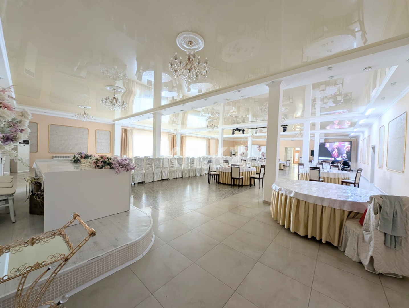 Продажа , 1286.4 м², тинский район. с  Жана Омир      ул Гагарина, дом  34 - Продажа жилой и коммерческой недвижимости в Уральске фото 6 из 31