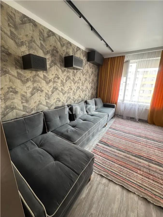 Продажа 3-комнатной квартиры, 59 м², ул. Сатпаева, дом  90/59 стр - Продажа и аренда недвижимости в Алматы фото 1 из 5