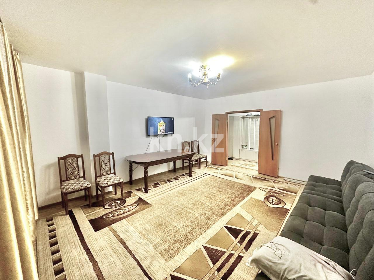 Продажа 3-комнатной квартиры, 94 м², мкр-н Голубые Пруды в Караганде - фото 2