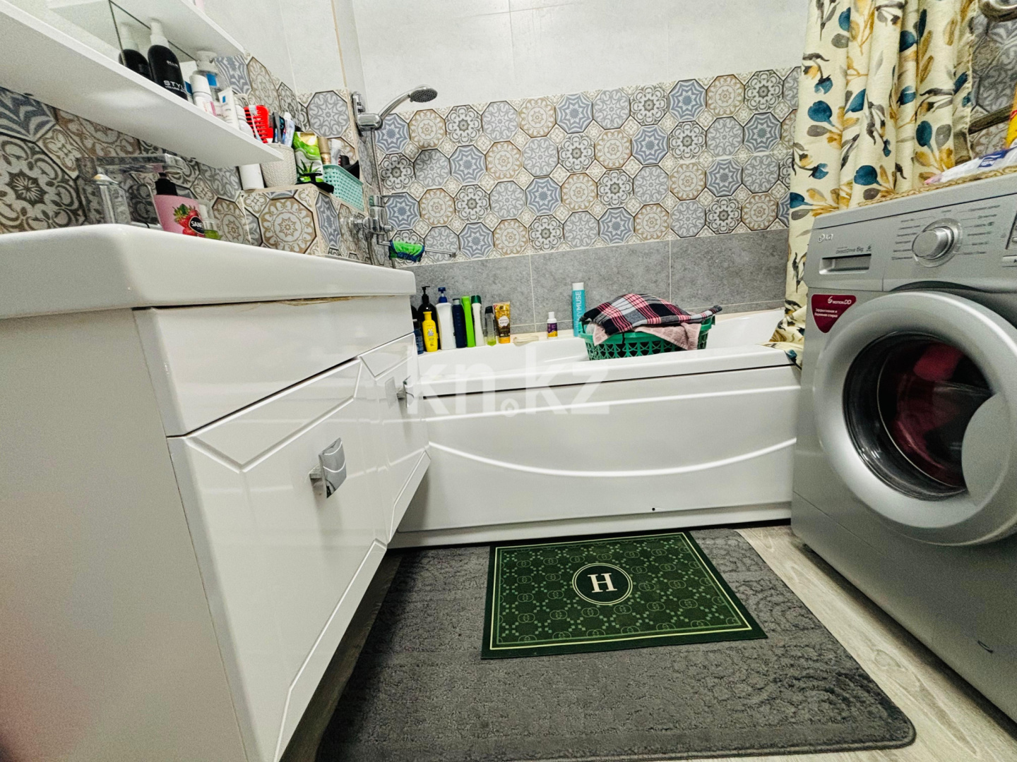 Продажа 3-комнатной квартиры, 110.5 м², Айнабулак 2, дом  32а - Продажа  трехкомнатных квартир в Алматы с фото фото 17 из 24