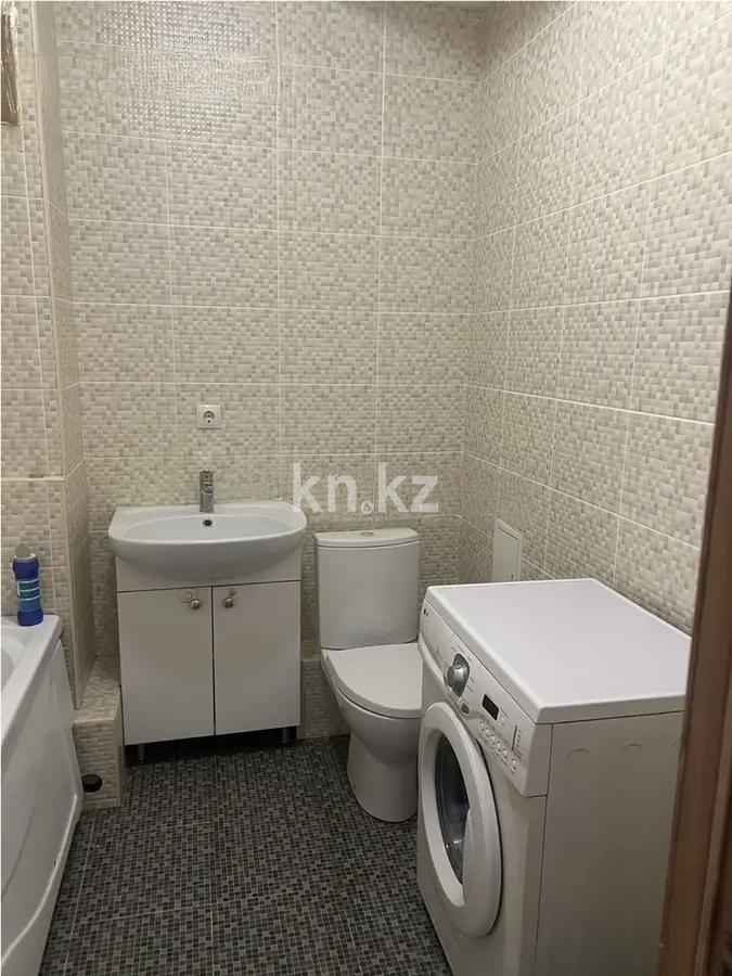 Продажа 1-комнатной квартиры, 37 м², ул. Байтерекова, дом  49а в Алматы - фото 5