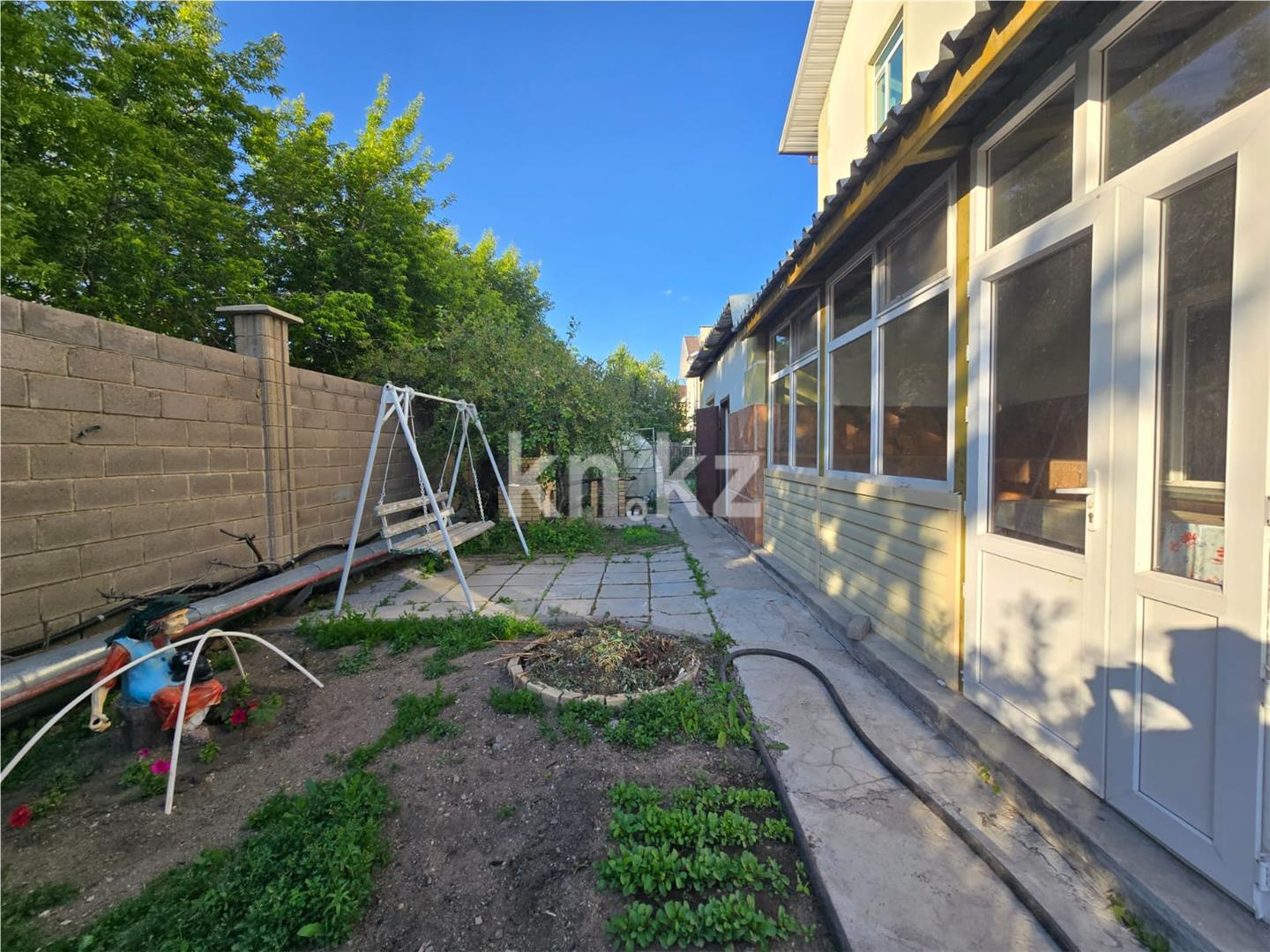 Продажа 5-комнатного дома, 355.2 м², мкр-н 8-й - Продажа домов, коттеджей в Темиртау фото 5 из 35