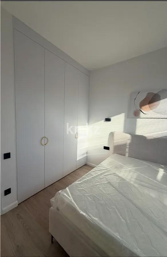 Продажа 2-комнатной квартиры, 41 м², пр. Мангилик Ел, дом  33/2 в Астане