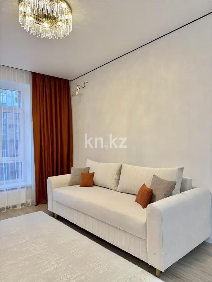 Продажа 2-комнатной квартиры, 40 м², ул. Е-15, дом  13 - Продажа квартир в Астане без посредников с фото фото 1 из 6