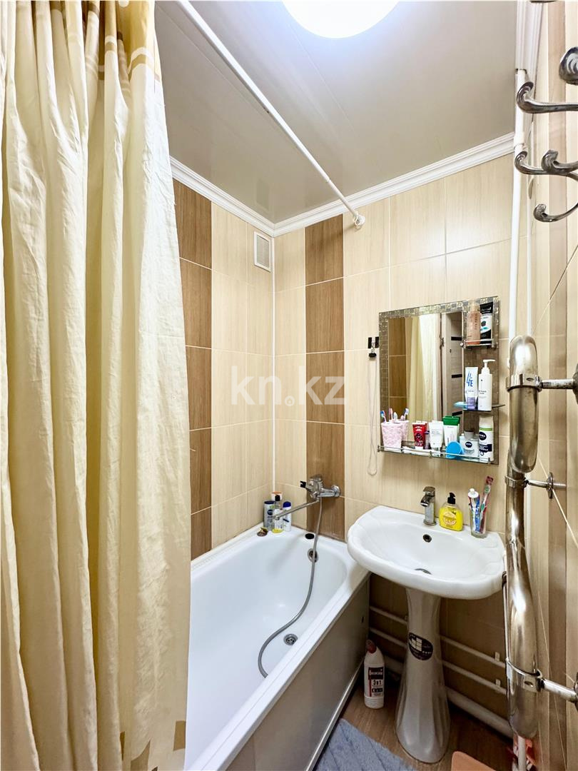 Продажа 2-комнатной квартиры, 43 м², ул. Университетская, дом  15 - Продажа  двухкомнатных квартир в Караганде фото 6 из 12