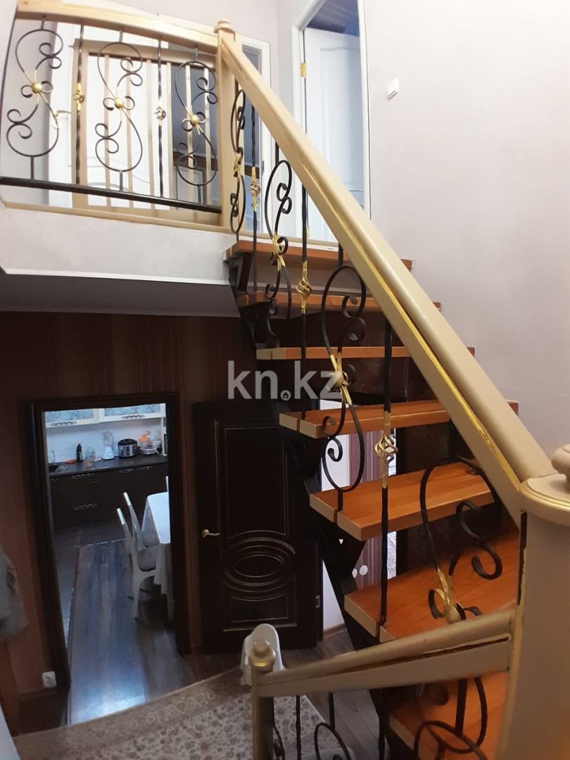 Продажа 6-комнатной квартиры, 150 м² - Продажа пятикомнатных и более квартир в Алматы - страница 3 фото 14 из 30