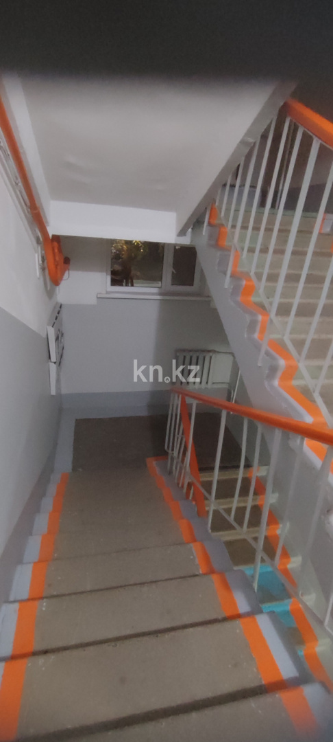 Продажа 2-комнатной квартиры, 45 м², ул. Ержанова, дом  20 в Караганде - фото 10