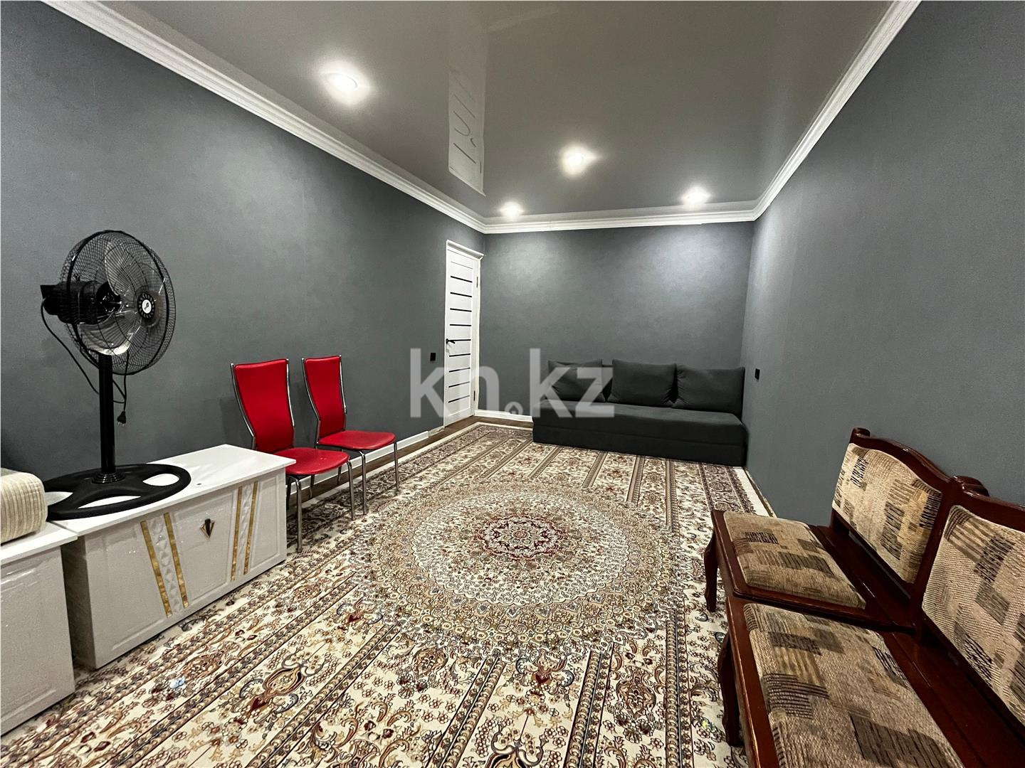 Продажа 3-комнатной квартиры, 62 м², мкр-н 14 в Караганде - фото 2