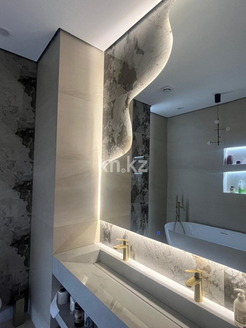 Продажа 4-комнатной квартиры, 127.7 м² - Продажа четырехкомнатных квартир от собственников в Астане - страница 3 фото 1 из 22