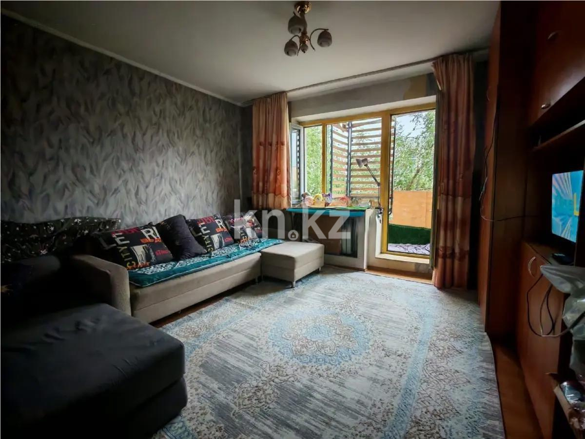 Продажа 1-комнатной квартиры, 42 м², мкр-н Аксай-1а, дом  9 - Продажа квартир в Алматы фото 1 из 5