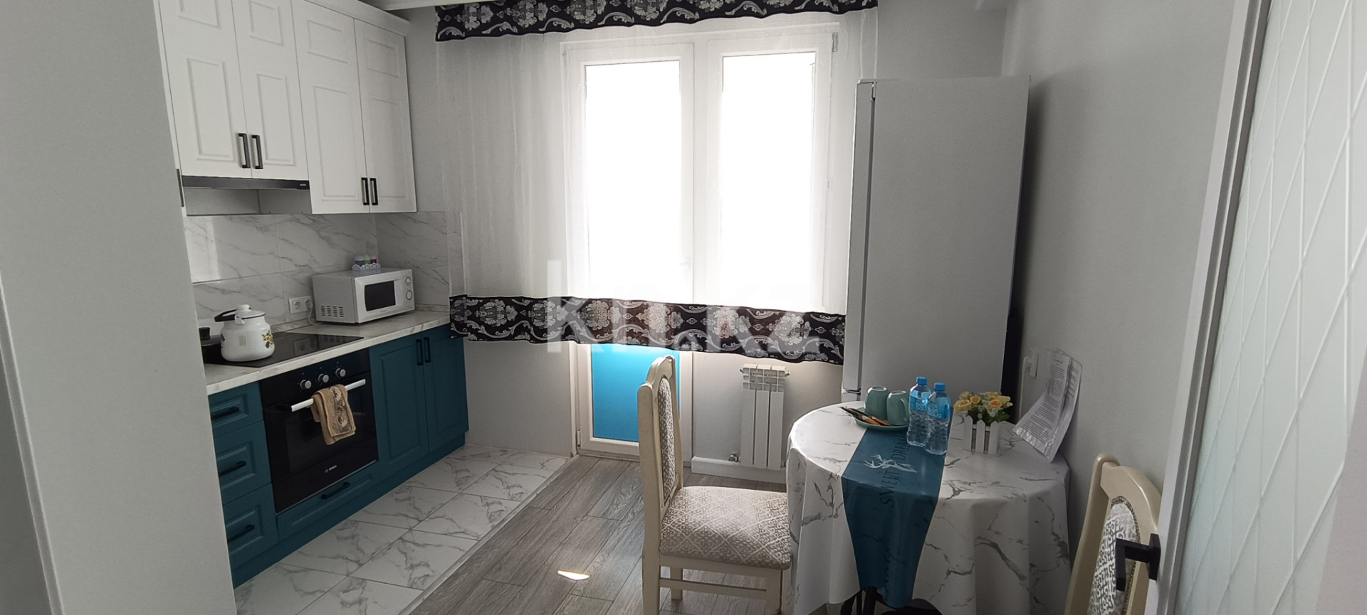 Аренда 1-комнатной квартиры посуточно, 40 м², ул. Абишева, дом  36 - пр. Райымбека - Продажа квартир в Алматы фото 2 из 14