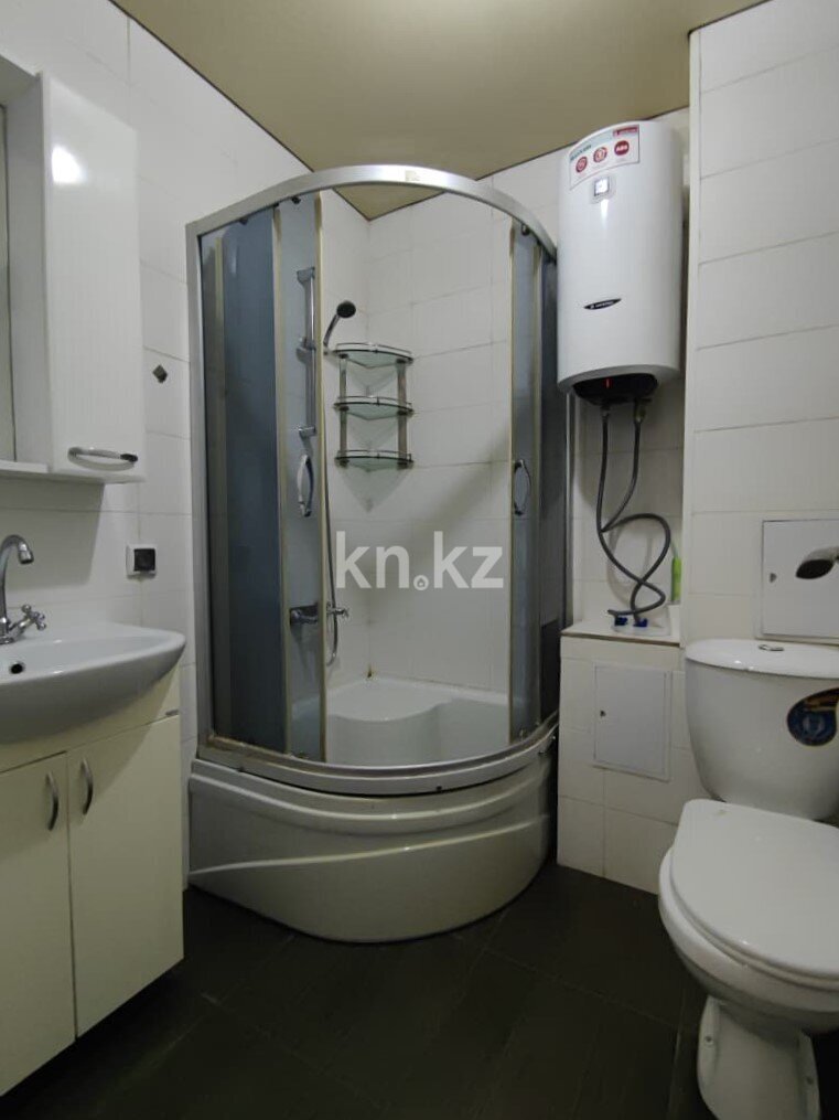 Продажа 1-комнатной квартиры, 33 м² в Караганде - фото 13