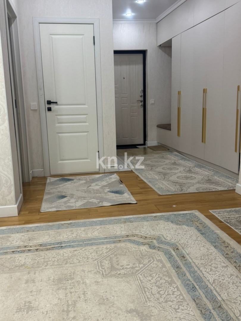 Продажа 2-комнатной квартиры, 70 м² в Астане