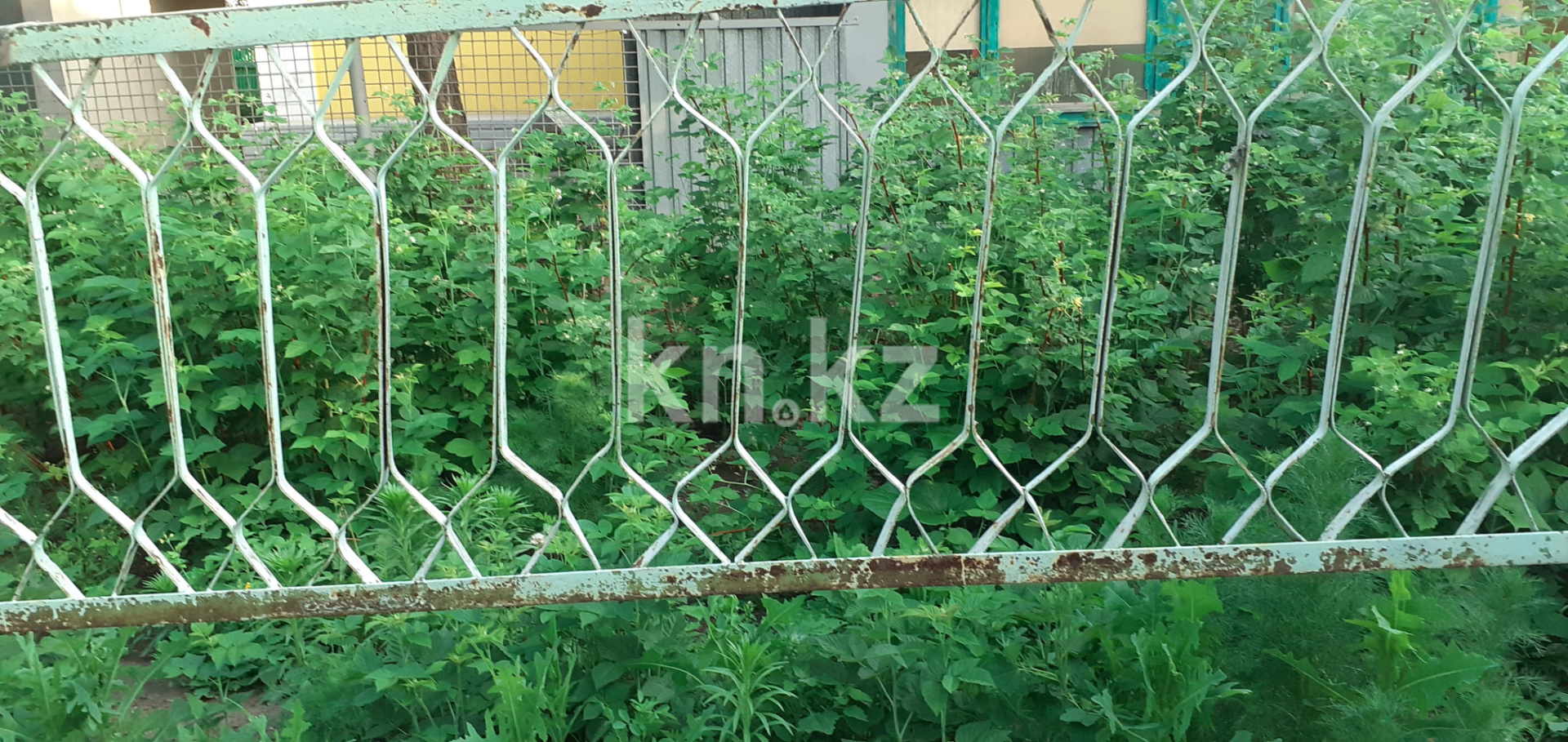 Продажа 3-комнатного дома, 75 м², ул. Розы Люксембург, дом  80 - Продажа домов и коттеджей в Караганде без посредников фото 6 из 10