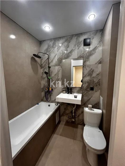 Продажа 2-комнатной квартиры, 42 м², ул. Тынышбайулы, дом  6 стр в Астане - фото 4